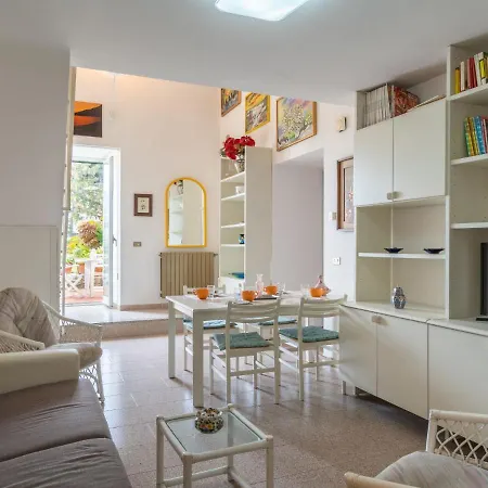 Botti By Interhome Appartement Vintimille